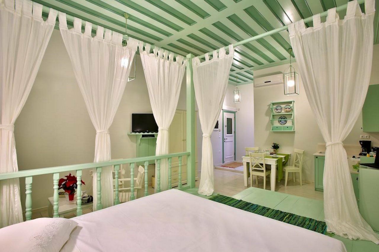 Efchi 1904 Hotell